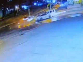 Edirne'de 4 aracın karıştığı zincirleme kaza kamerada