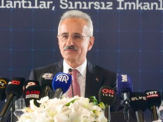 Abdulkadir Uraloğlu: Otoyolu 1700 kilometrelerden 3 bin 800 kilometrelere çıkardık