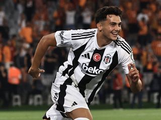 Beşiktaş'ın genç golcüsü Mustafa Hekimoğlu YKS’ye girdi