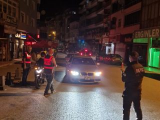 Zonguldak'ta abartı egzoz ve motosiklet denetiminde 17 sürücüye para cezası