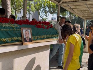 Bursa'da karne dağıtırken fenalaşan öğretmen hayatını kaybetti