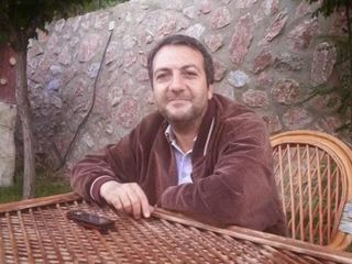 Denizli'de çiftçiyi evine giren yılan soktu