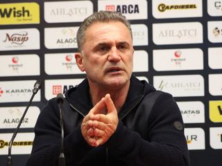 Çorum FK, Tahsin Tam ile anlaştı