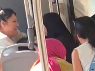 Denizli'de otobüste tesettürlü kadına saldırı