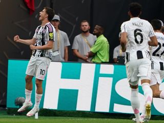 Kenan 'Yıldız'laştı, Juventus rahat kazandı