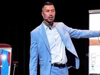 Süper Lig'in eski golcüsü Emre Güral yeni mesleğiyle şaşırttı