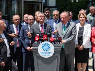 Muharrem İnce CHP'ye geri dönüyor: Grup toplantısında rozet takacak