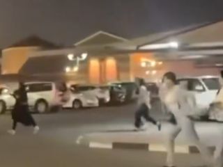 İran saldırısı sonrası Katar'da panik anları kamerada