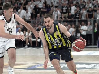 Beşiktaş'ı deplasmanda yenen Fenerbahçe, potada şampiyonluğa çok yakın