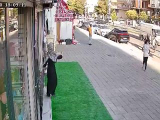 Mardin'de korkunç olay: Kavgada yere düşen kişiye minibüs çarptı
