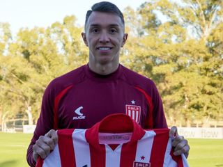 Fernando Muslera yeni takımıyla sözleşme imzaladı