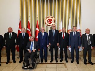 TBMM Başkanı Kurtulmuş, eski Meclis başkanlarıyla bir araya geldi