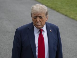 Trump: İsrail ve İran savaşı 'eşit şekilde' bitirmek istedi