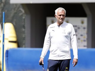 Fenerbahçe'de transfer hareketliliği!