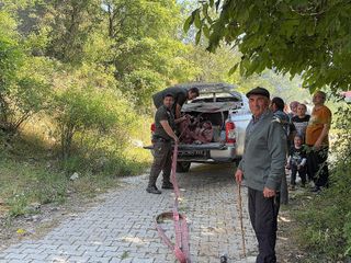 Kastamonu'da bahçede çıkan yangın eve sıçramadan söndürüldü