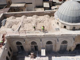 Kilis'te depremde ağır hasar alan tarihi Ulu Cami gelecek yıl ibadete açılacak