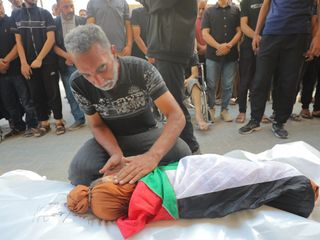 Gazze'de yeni saldırı: Nuseyrat Mülteci Kampı'nda 5 kişi daha hayatını kaybetti