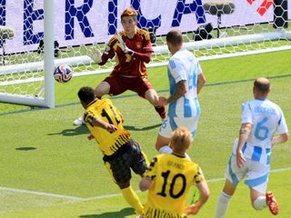 Borussia Dortmund ve Fluminense son 16 turuna yükseldi