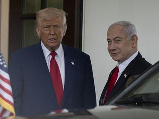 Donald Trump, Binyamin Netanyahu'nun yolsuzluk davasının iptal edilmesini istedi