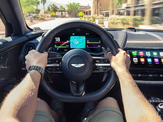 Avrupa'daki otomobil üreticileri Apple Car Play Ultra'yı kullanmak istemiyor