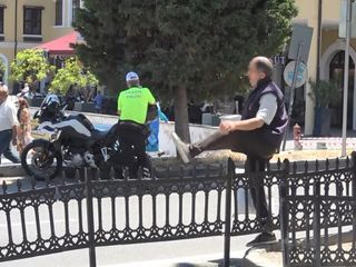 Samsun’da bariyerleri aşarak yola atlayan yayalara ceza yağdı