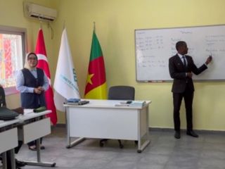 Kamerun'da askeri personele ilk kez Türkçe dersi verildi