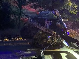 Balıkesir'de otomobil kamyonete çarptı: 3 ölü