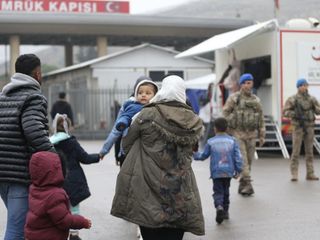Suriyeliler geri dönüyor: 300 bin Suriyeli ülkesine döndü