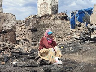 Orman yangınlarında Kaşıkçı Mahallesi büyük zarar gördü