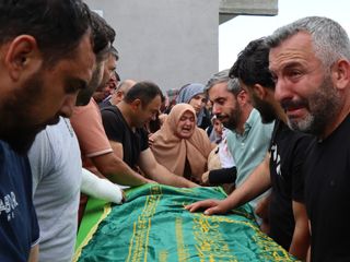 Erzurum'da taş ocağındaki göçükte ölen 3 işçiye veda