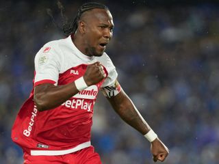 Eski Trabzonsporlu Hugo Rodallega sakat sakat şampiyonluğu getirdi