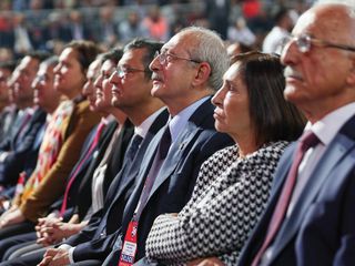 SON DAKİKA! CHP'nin şaibeli kurultay davası ertelendi