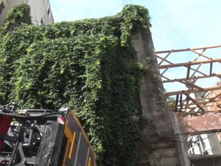 İstanbul'da metruk binada çıkan yangın korkuttu