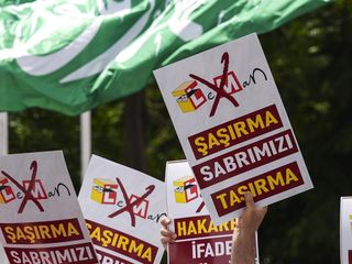 Sanatı karşı tarafı sindirmek için kullanmak: Sanat bazen, sessiz savaştır!
