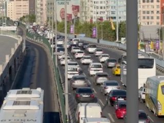 İstanbul'da trafik yoğunluğu yaşandı