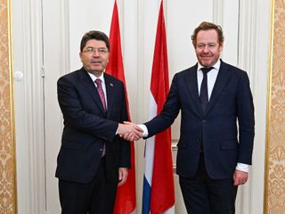 Adalet Bakanı Tunç, Hollandalı mevkidaşı Van Weel ile görüştü