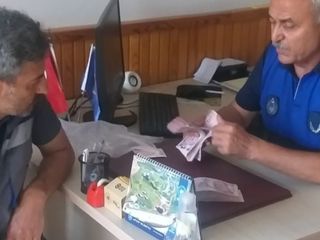 Ankara'da ATM'de bulunan 40 bin lira sahibine teslim edildi