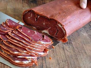 Pastırma alarmı! Bakanlık uyardı: Listeria bakterisi tespit edildi