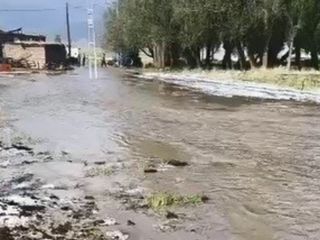 Kars'ta sağanak yağış sele neden oldu