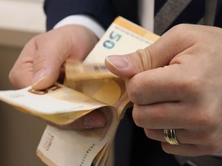 Piyasalarda gün sonu: Borsa yükseldi, altın düştü