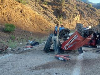 Karaman'da devrilen traktörün sürücüsü öldü