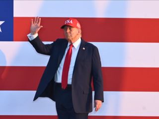 ABD Başkanı Trump, "vergi indirimi" tasarısını imzaladı