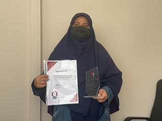 Yalova'da 28 şubat mağduru kadın 13'üncü diplomasını aldı