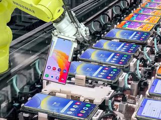 Samsung, müşteri sıkıntısı nedeniyle 44 milyar dolarlık ABD çip fabrikasını erteledi