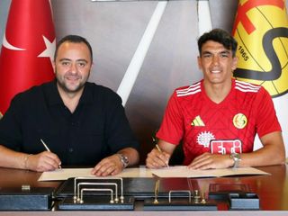 Eskişehirspor, Akın Akman ile anlaştı