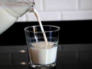 Ticaret Bakanlığı'ndan sütte haksız fiyata 58,3 milyon TL ceza