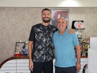 Melih Demiral, Alanyaspor Başkanı Hasan Çavuşoğlu ile hasret giderdi