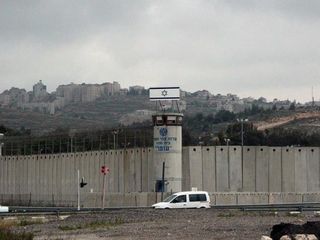 İsrail hapishanelerinde tutulan Filistinlilerin sayısında artış: 10 bin 800'e yükseldi