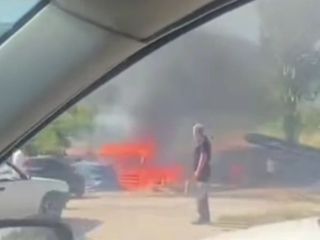 Karabük'te kömür ve odun deposu alev aldı