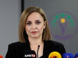 DEM Parti: PKK, cuma günü silah bırakıyor